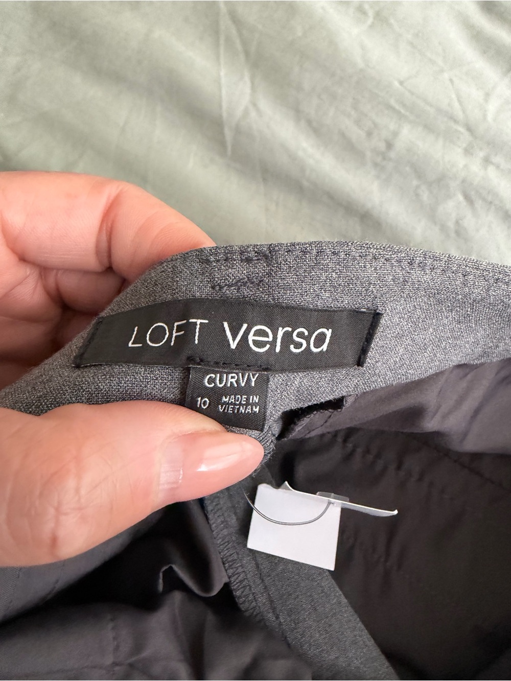 Curvy LOFT Versa Seasonless Stretch Double Pleat Wide Leg Pants – Size 10 - Picture 10 of 10